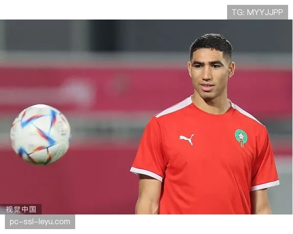 场外动态：巴黎球星阿什拉夫参加慈善活动，为儿童医院捐款