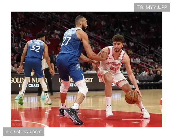 森林狼106-99击败勇士,戈贝尔镇守篮下让对手禁区得分创赛季新低 森林狼106-99击败勇士,戈贝尔镇守篮下让对手禁区得分创赛季新低