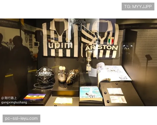 “足球遗产周”活动在都灵启动，展出尤文图斯上世纪九十年代影像资料