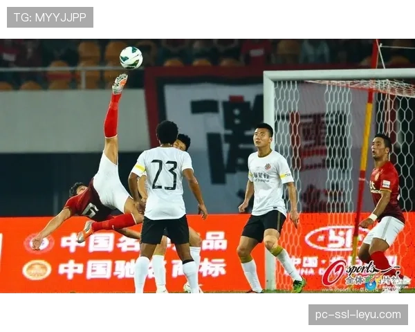 “比赛快讯:勒沃库森2-0取胜,全场通过高位逼抢发动有效转换进攻达9次” “比赛快讯:勒沃库森2-0取胜,全场通过高位逼抢发动有效转换进攻达9次”